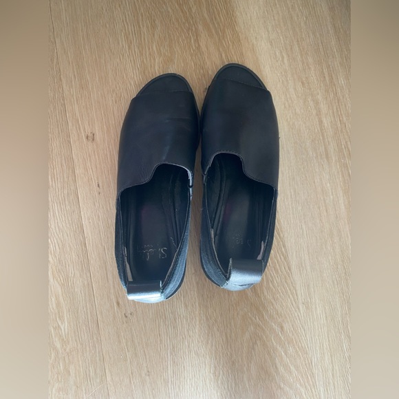 Shellys London leather and suede sandal - Picture 2 of 5